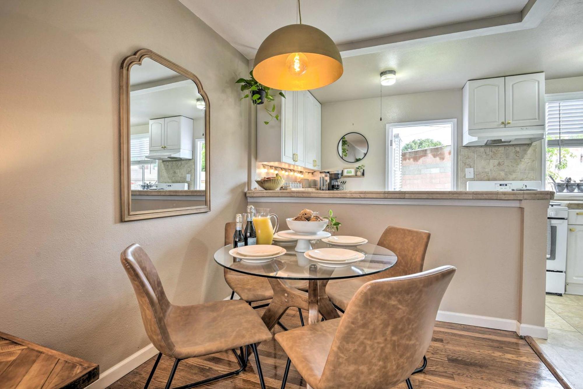 Vila Stylish And Modern Burbank Gem With Private Yard! Exteriér fotografie