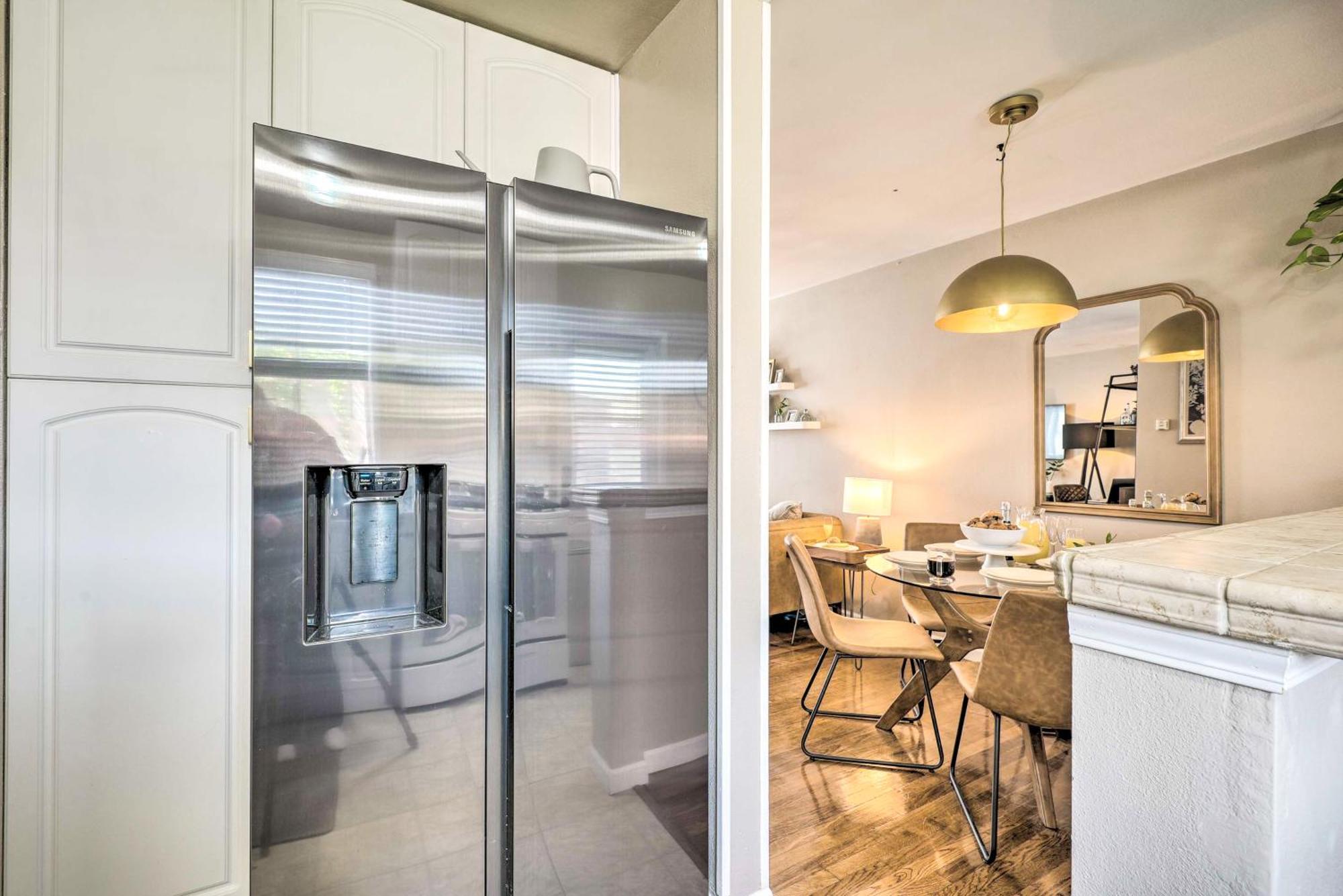 Vila Stylish And Modern Burbank Gem With Private Yard! Exteriér fotografie