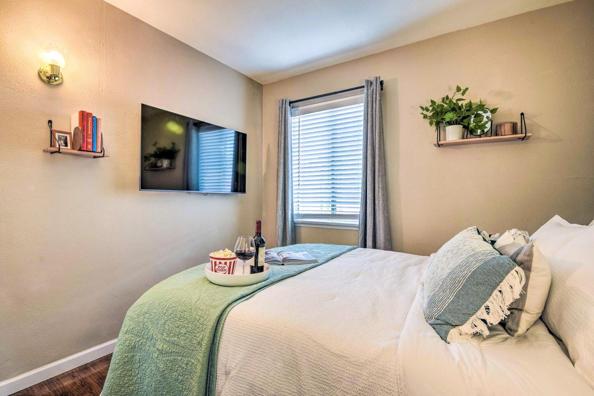 Vila Stylish And Modern Burbank Gem With Private Yard! Exteriér fotografie
