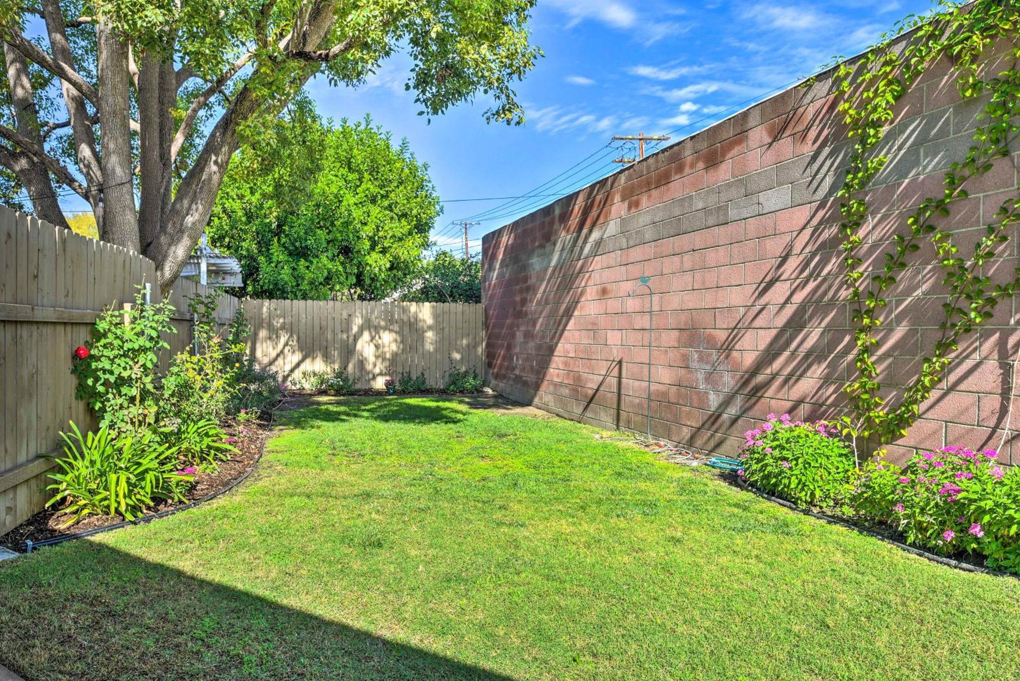 Vila Stylish And Modern Burbank Gem With Private Yard! Exteriér fotografie